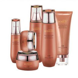 玨秀化妝品 產(chǎn)品與店鋪裝修，打造視覺(jué)與護(hù)膚的雙重盛宴